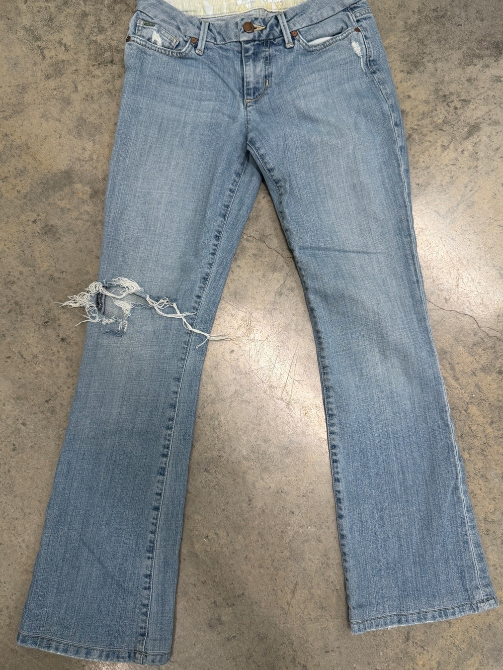 Y2K Joes Jeans Light Blue Flare Low Rise Jeans with Diamond-Pattern Back Pocket - Picture 3 of 7